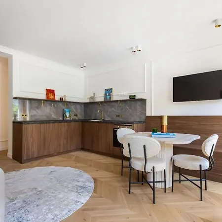 Central&spacious 2bd For 6 Parigi